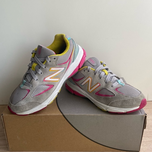 New Balance 888 v2 Grey/Pink Kids Sneakers - SZ 3 Y - Picture 10 of 15